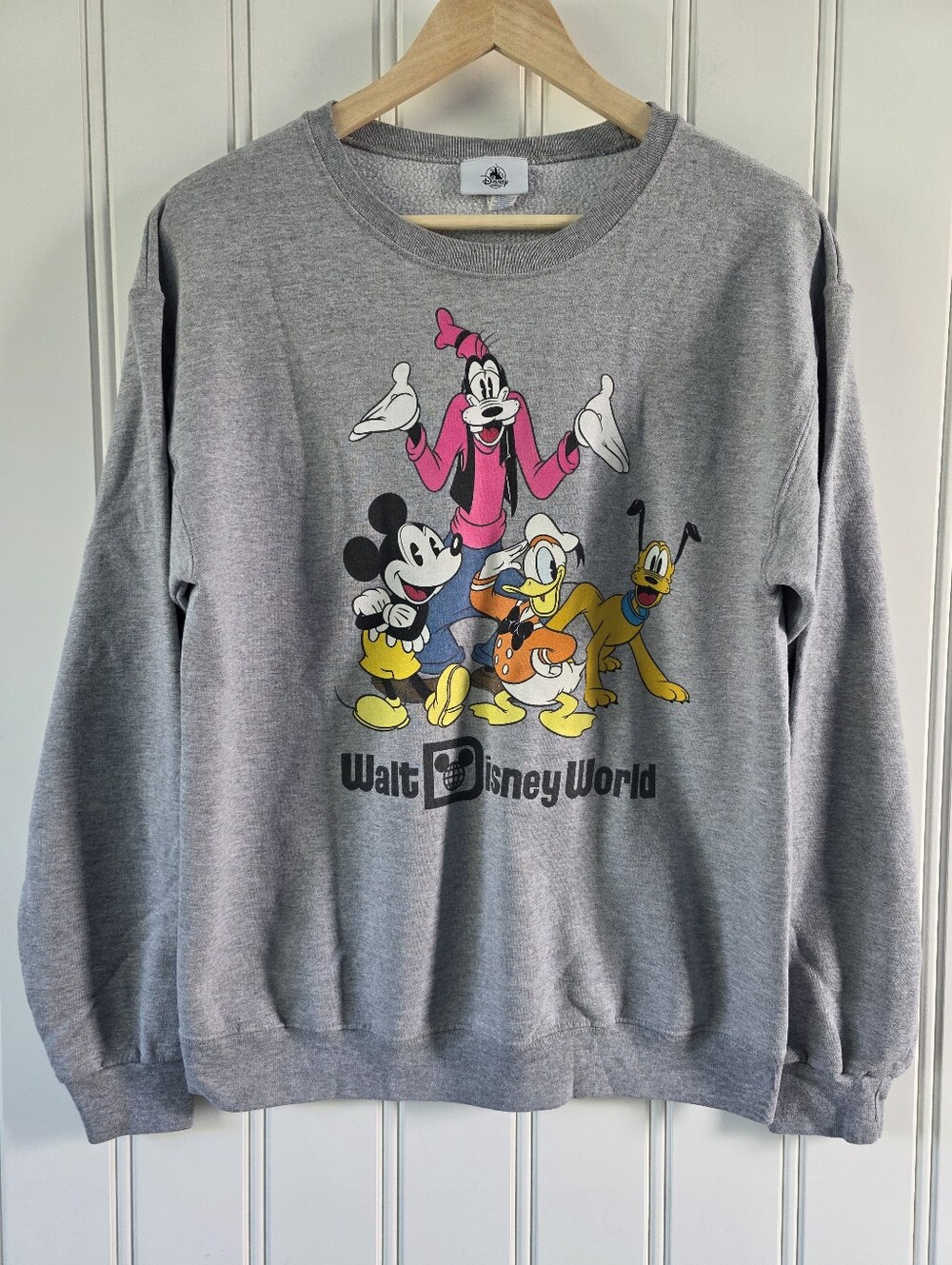 Walt Disney World Grey Mickey Donald Goofy Pluto Crewneck Sweater Womens Medium